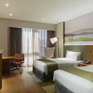 Premier Twin Room Non-Smoking
